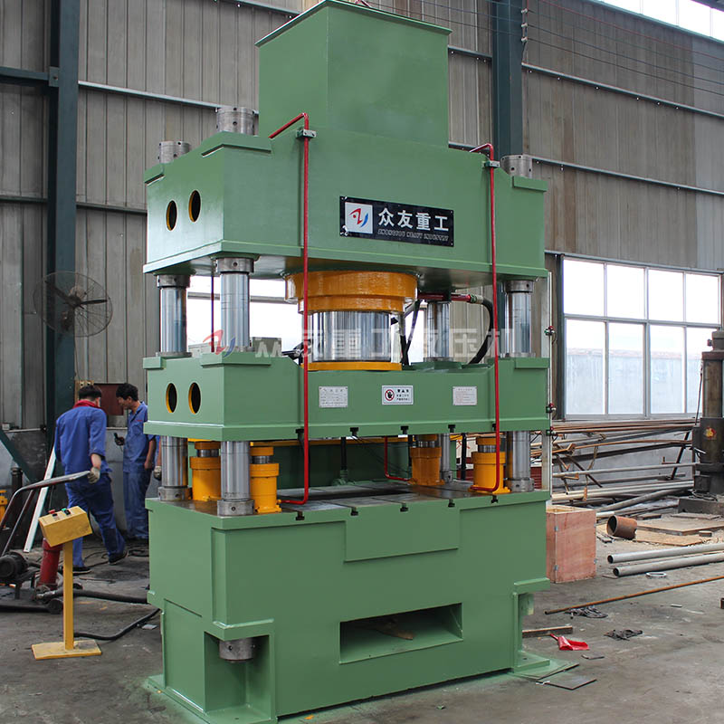 315噸剎車片成型油壓機采用滕州油壓機的性能優