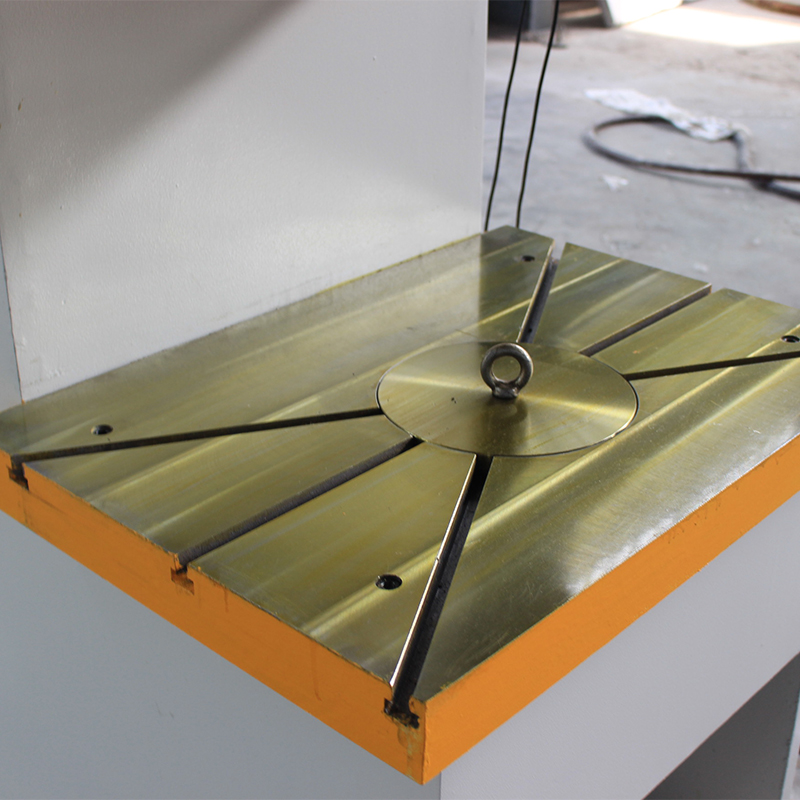 100噸四柱導向單臂液壓機