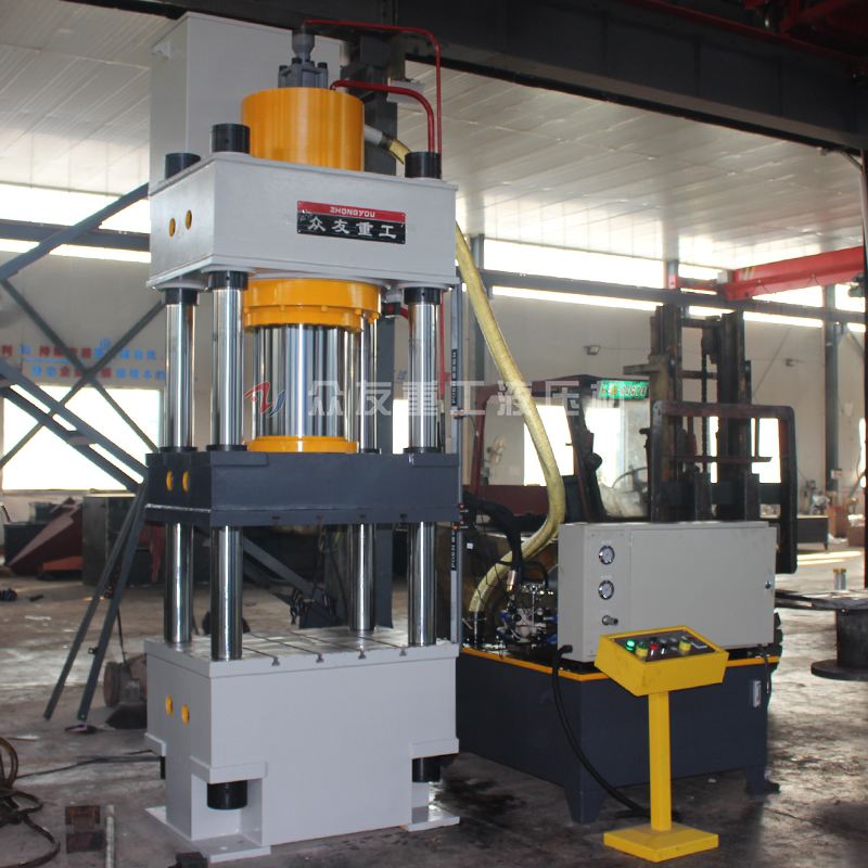 四柱油壓機的有哪些操作標準？